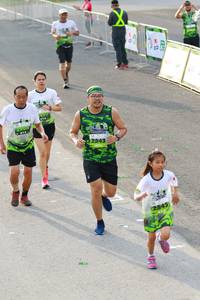 BIB: 2543
                            <button type="button" onclick="openModal(3550130)" class="btn btn-primary btn-sm float-right btn-popup" data-toggle="modal" data-target=".modal-high-quality">
                        <i class="fas fa-shopping-cart"></i> Add to Cart
                    </button>
                                            <button type="button" onclick="isThisMe(3550130, true)" class="btn btn-success btn-sm float-right btn-popup btn-isme hidden" data-toggle="tooltip" data-placement="bottom" title="นี่คือรูปของคุณใช่ไหม คลิกที่นี่เพื่อเอาเข้าอัลบั้ม">
                        <i class="fas fa-plus"></i> Add to album
                    </button>
                    <button type="button" onclick="isThisMe(3550130, false)" class="btn btn-warning btn-sm float-right btn-popup btn-isnotme hidden">
                        <i class="fas fa-ban"></i> Remove from album
                    </button>